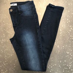 Dark wash, jeggings